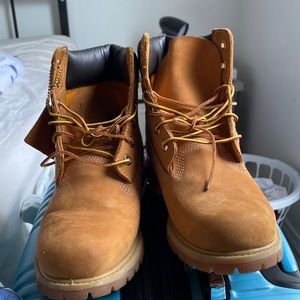 Timberland size 8 male shoe